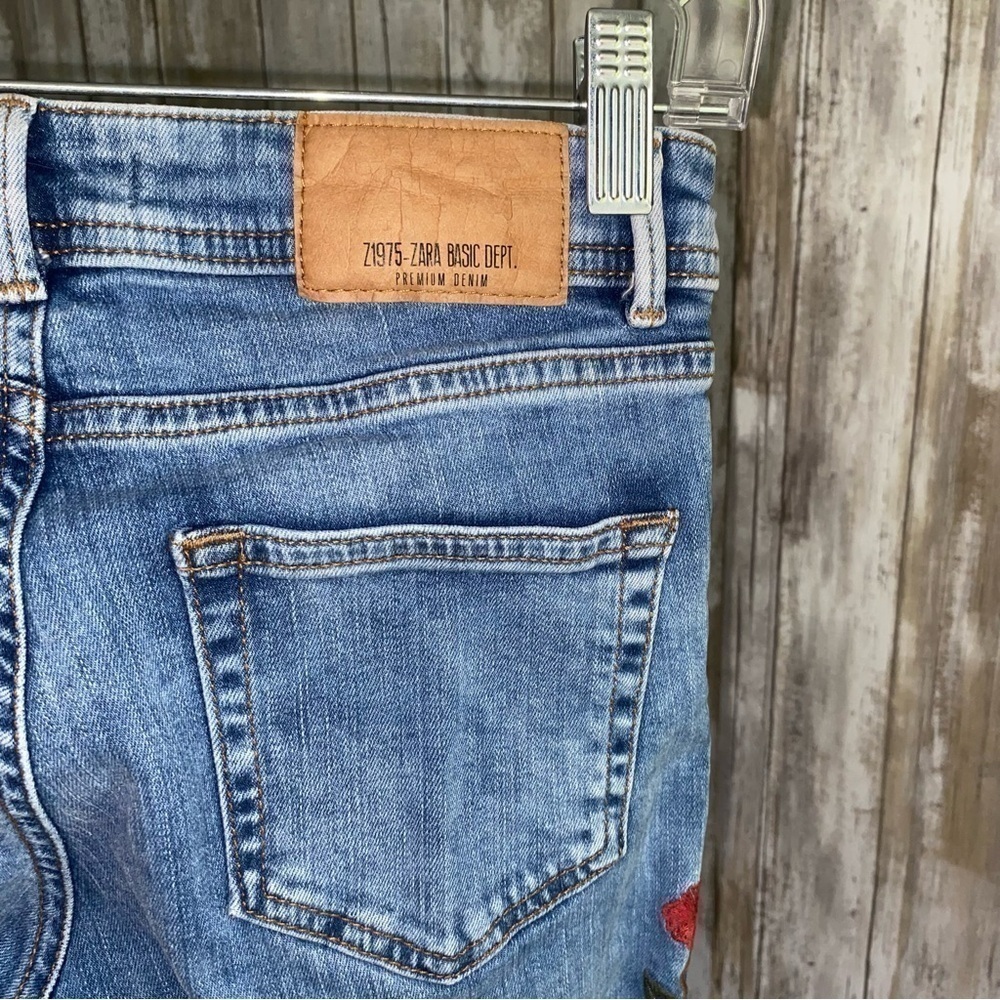 Zara Floral Embroidered Jeans Ankle Crop Skinny Blue Denim Size 2 - Picture 8 of 10